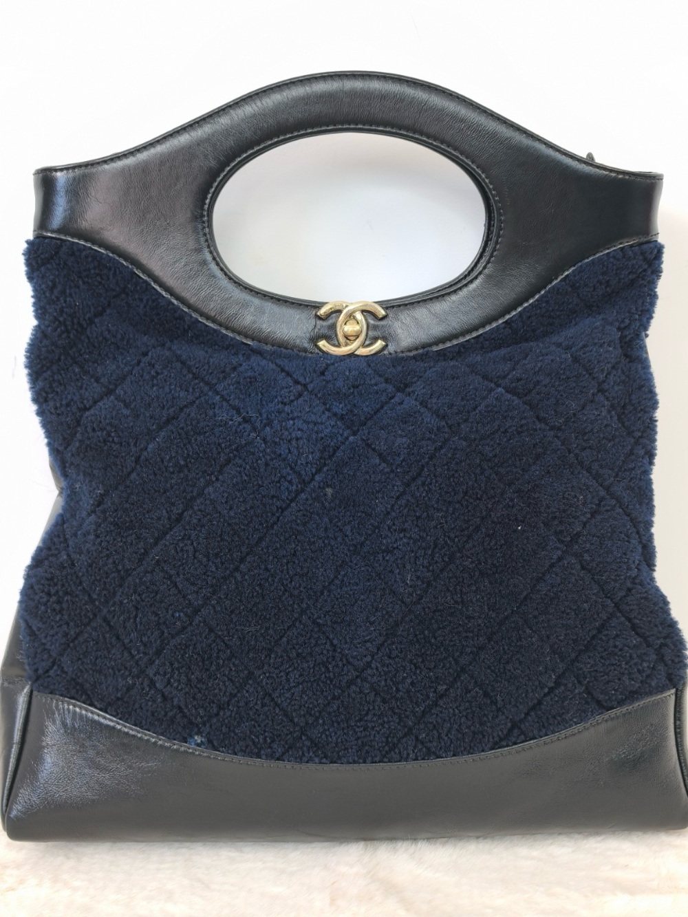 CHANEL 31 shopping bag Navy Quilted Shearling Tote with Black Leather Trim